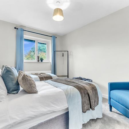 Mk 2-Bedroom Contractor'S Gem, 5 Beds, Sleeps 6, Free Parking Milton Keynes Extérieur photo